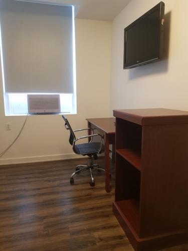 Pembroke 3* Toronto