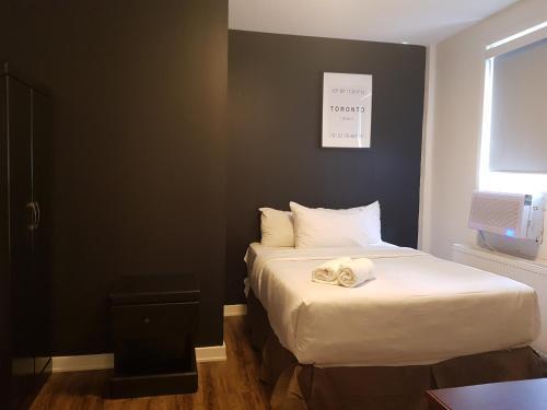 Pembroke Hotel 3*