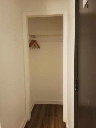 Pembroke Hotel 3*