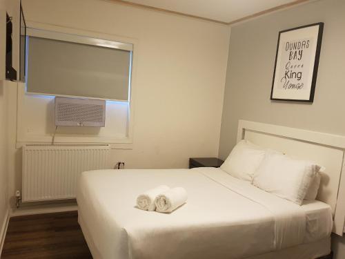 Pembroke 3* Toronto